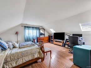 7 N Terrace Place, Valley Stream NY 11580