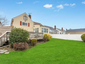 7 N Terrace Place, Valley Stream NY 11580