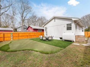 34 Shinnecock Avenue, East Quogue NY 11942