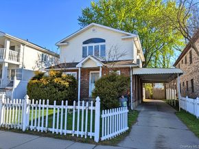 24580 61st Avenue, Little Neck NY 11362