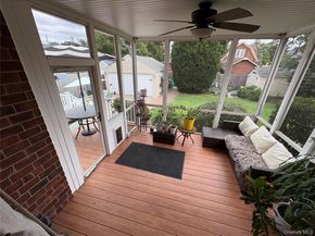17 Somerset Avenue, East Islip NY 11730