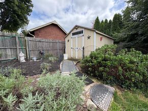 17 Somerset Avenue, East Islip NY 11730