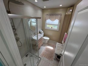 17 Somerset Avenue, East Islip NY 11730