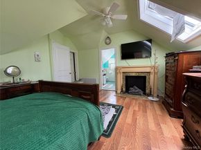 17 Somerset Avenue, East Islip NY 11730