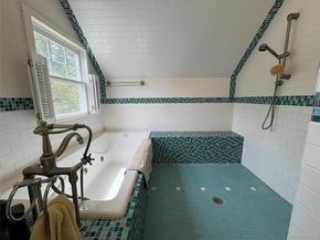 17 Somerset Avenue, East Islip NY 11730