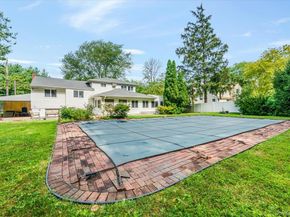 79 E Deer Park Road, Dix Hills NY 11746
