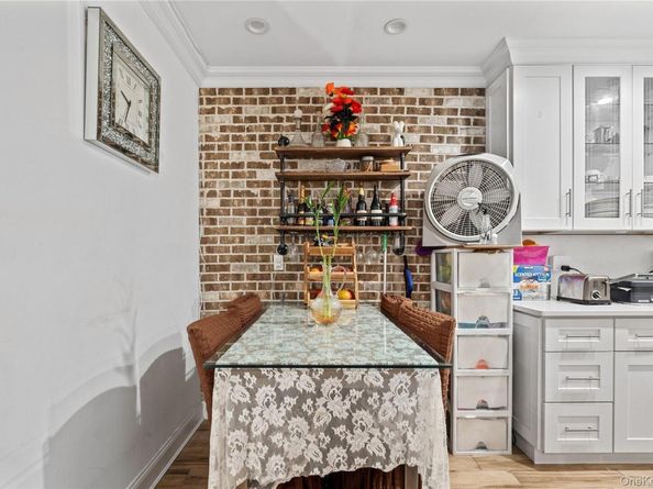 35-21 81st 1C, Jackson Heights NY 11372