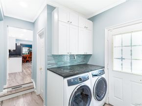 22 Whitney Gate, Smithtown NY 11787