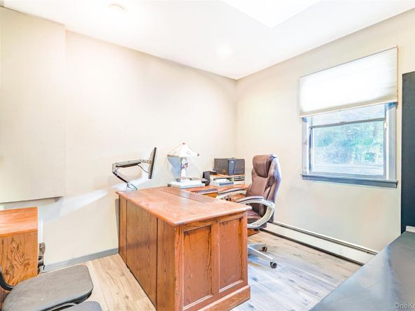 22 Whitney Gate, Smithtown NY 11787