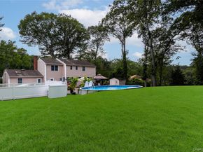 22 Whitney Gate, Smithtown NY 11787