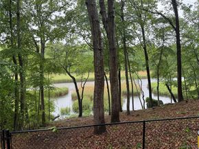 22 Whitney Gate, Smithtown NY 11787