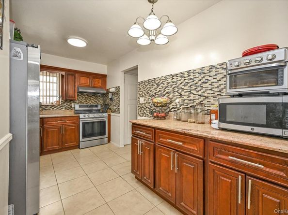 206-50 46th Avenue, Bayside NY 11361