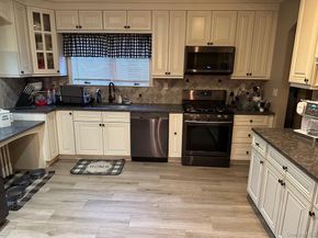 115 Halsey Avenue, Hicksville NY 11801