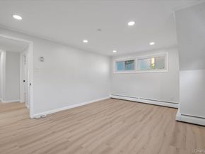 119 Hamlet Road, Levittown NY 11756