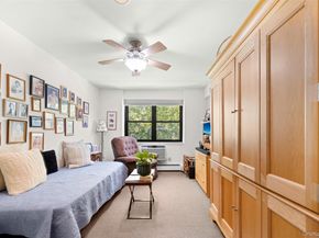 40 Stoner Avenue 3I, Great Neck NY 11021
