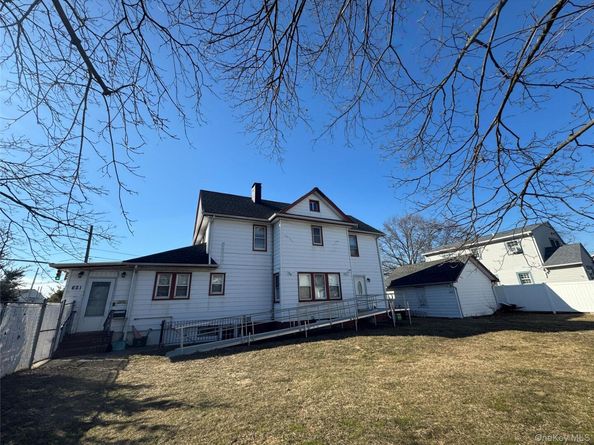621 Merrick Road, Rockville Centre NY 11570