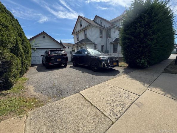 621 Merrick Road, Rockville Centre NY 11570