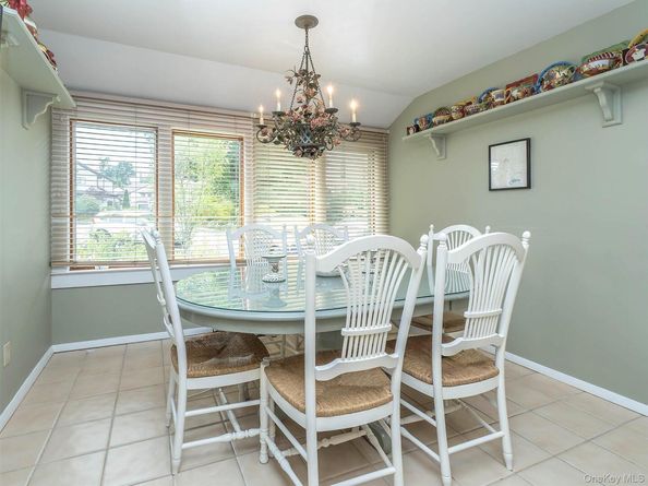 100 The Glen 100, Glen Head NY 11545