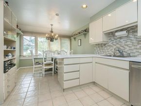 100 The Glen 100, Glen Head NY 11545