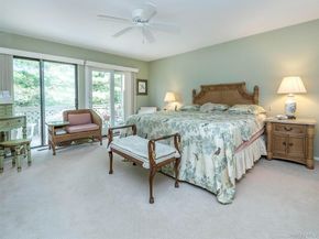 100 The Glen 100, Glen Head NY 11545