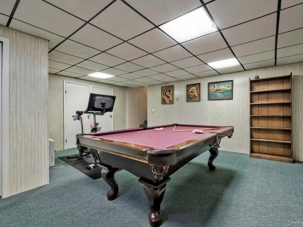 2889 Anderson Street, Wantagh NY 11793
