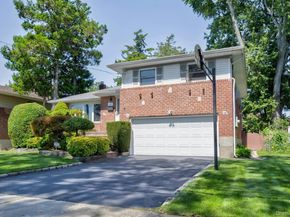 2889 Anderson Street, Wantagh NY 11793