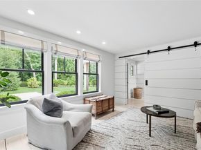 42 Hedge Row Lane, East Hampton NY 11937