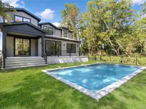 265 Arshamomaque Avenue, Southold NY 11971
