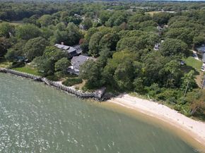 265 Arshamomaque Avenue, Southold NY 11971