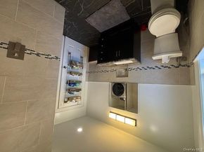 452 Macatee Place, Mineola NY 11501