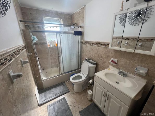 3316 Radcliff Avenue, Bronx NY 10469