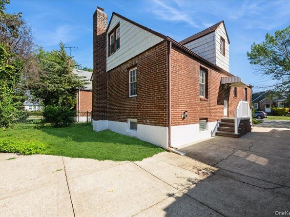68 Fairfield Street, Valley Stream NY 11581