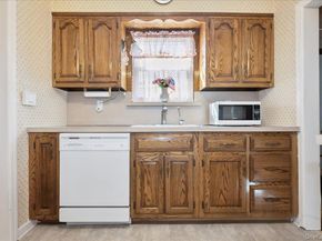 68 Fairfield Street, Valley Stream NY 11581