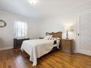 68 Fairfield Street, Valley Stream NY 11581