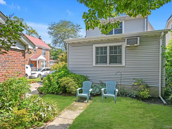 32-18 157th Street, Flushing NY 11354