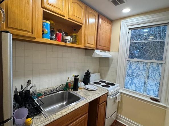 10155 116th Street, Richmond Hill NY 11419