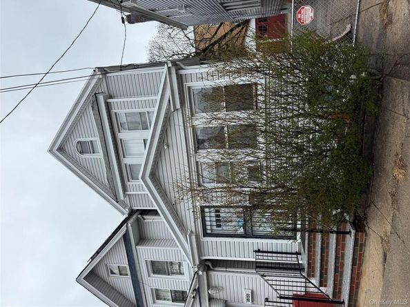 10155 116th Street, Richmond Hill NY 11419