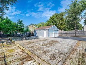 18 Jefferson Avenue, Brentwood NY 11717