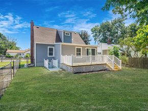 18 Jefferson Avenue, Brentwood NY 11717