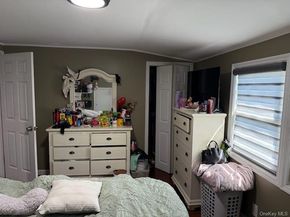 31 N Emerson Avenue, Copiague NY 11726