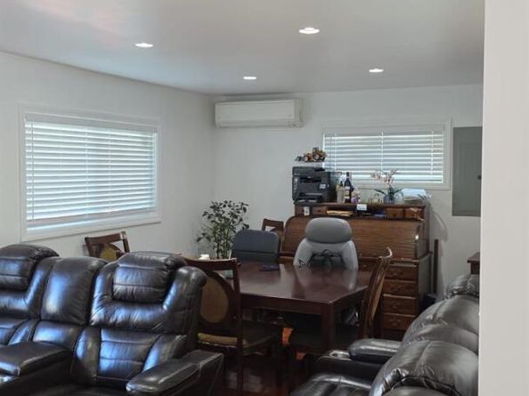 31 N Emerson Avenue, Copiague NY 11726