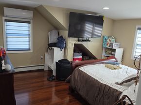 31 N Emerson Avenue, Copiague NY 11726