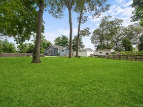 22 Lake Shore Drive, Ronkonkoma NY 11779