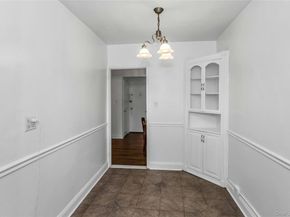 83-20 141 St 6N, Briarwood NY 11435