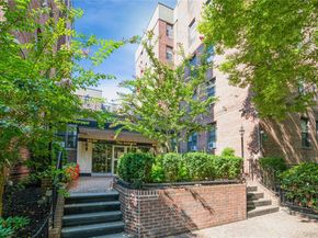 83-20 141 St 6N, Briarwood NY 11435