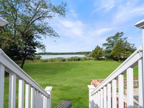 24 Conscience Circle, Setauket NY 11733