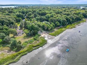 24 Conscience Circle, Setauket NY 11733