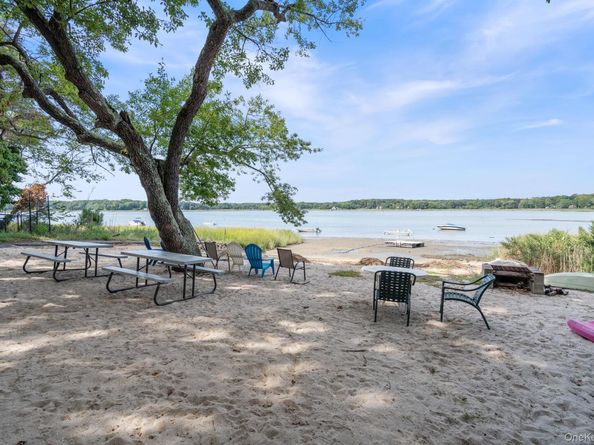 24 Conscience Circle, Setauket NY 11733