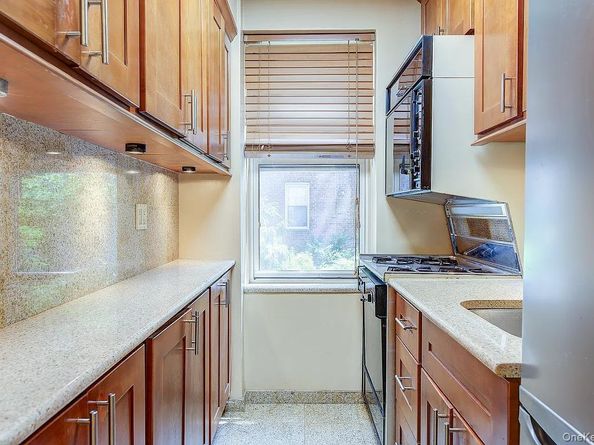 11034 73rd Road 1D, Forest Hills NY 11375