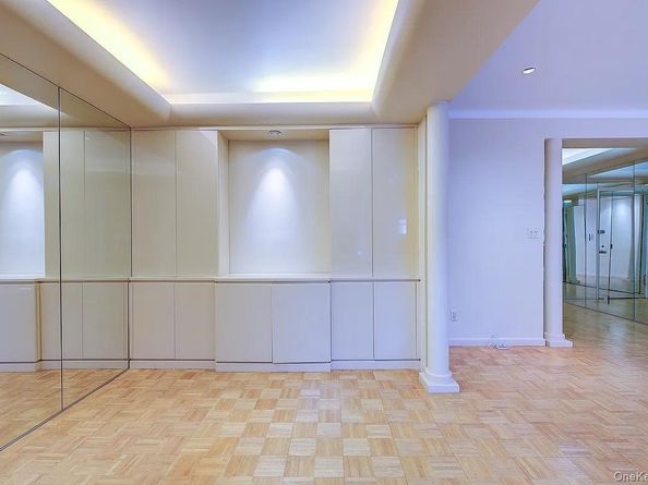 11034 73rd Road 1D, Forest Hills NY 11375